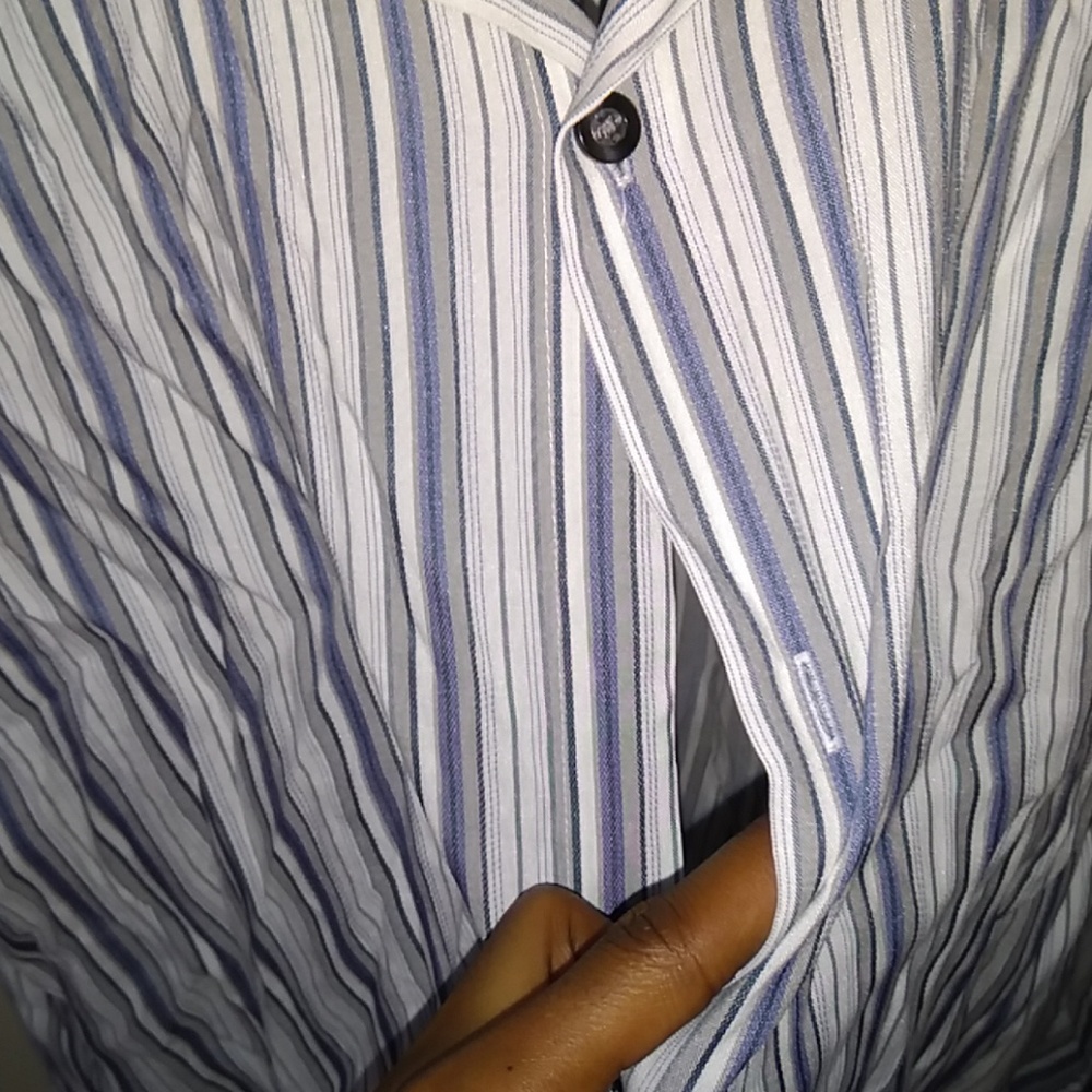 Alfani Men's blue and white button up - Picture 4 of 7